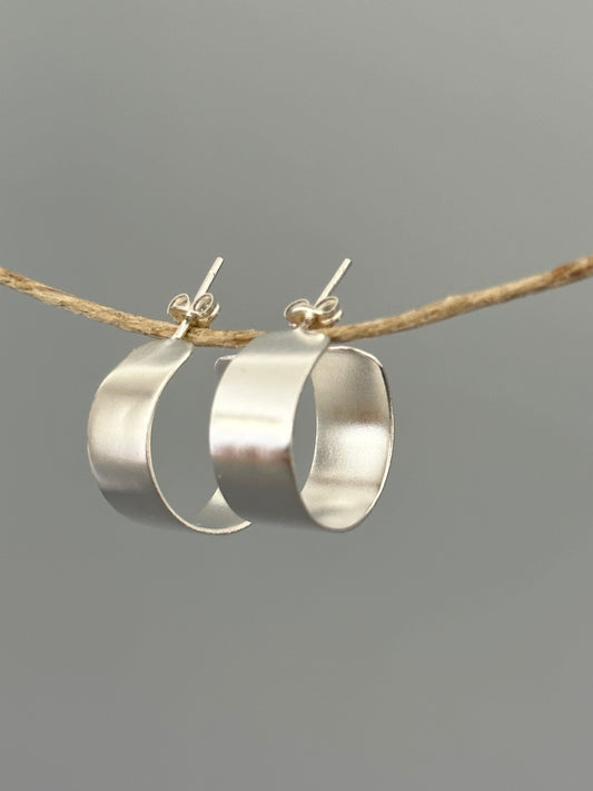 Small Silver Hoop earrings